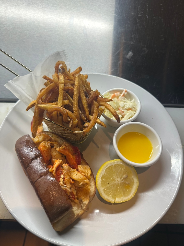 Connecticut Lobster Roll.