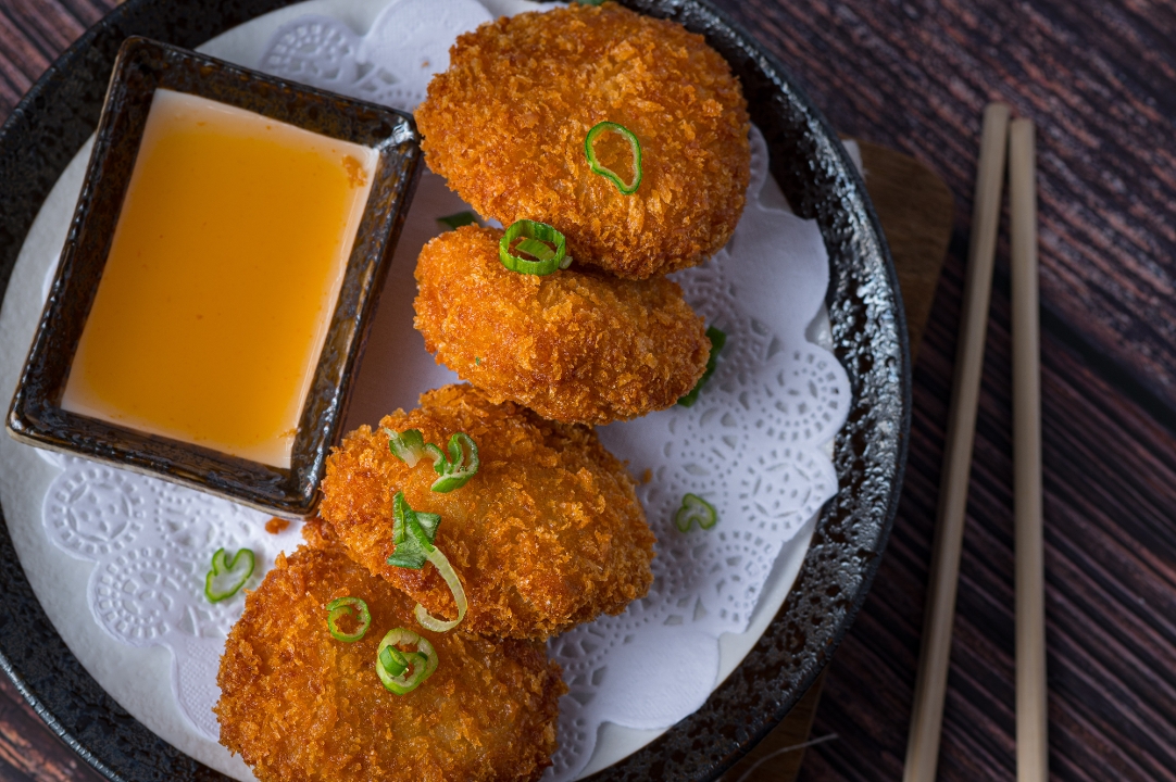 Tod Mun Goong (Crispy Shrimp Cake).