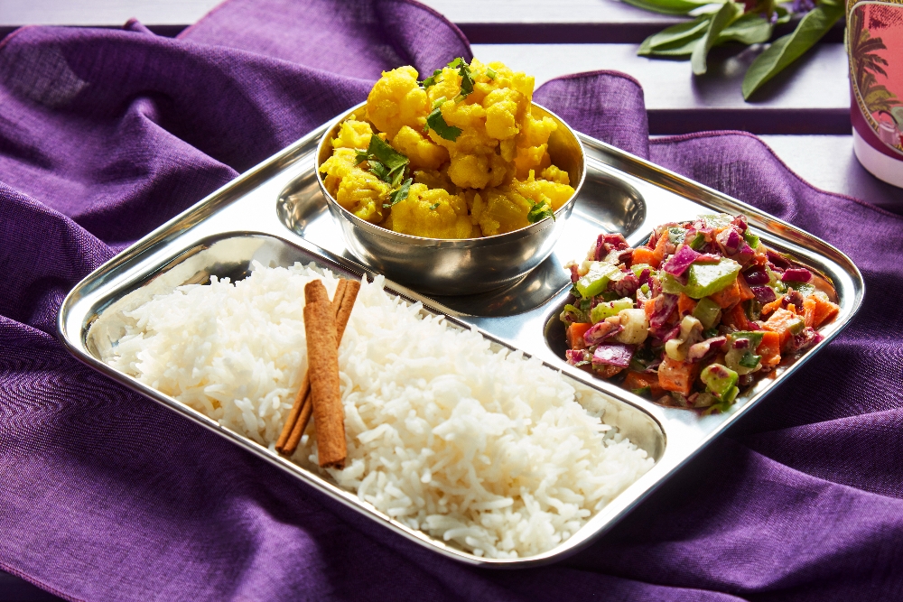 Rice'N Spice with Salad (15 people+).