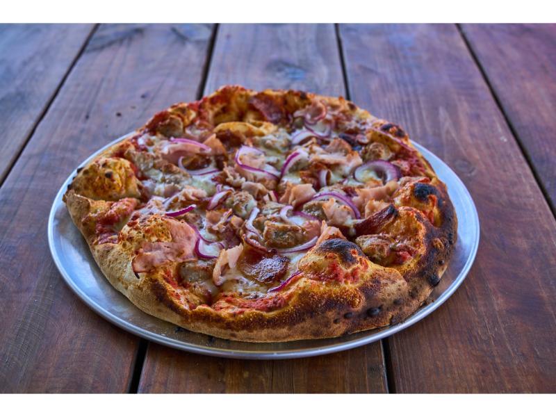 Hog 12 Pizza.