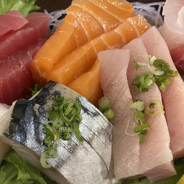 Sashimi Regular.