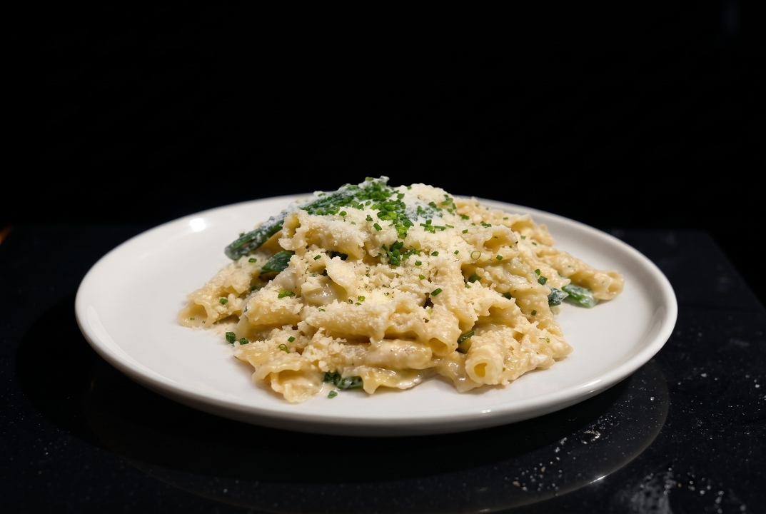 Creamy Garlic Alfredo.