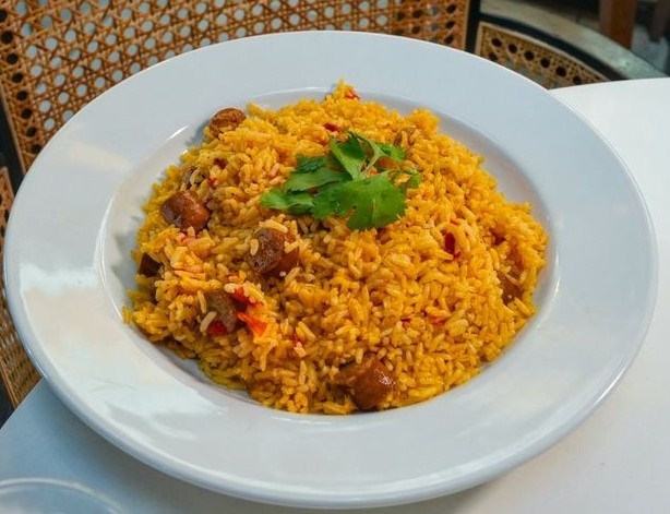 Arroz Con Salchicha (Bad Bunny Special).