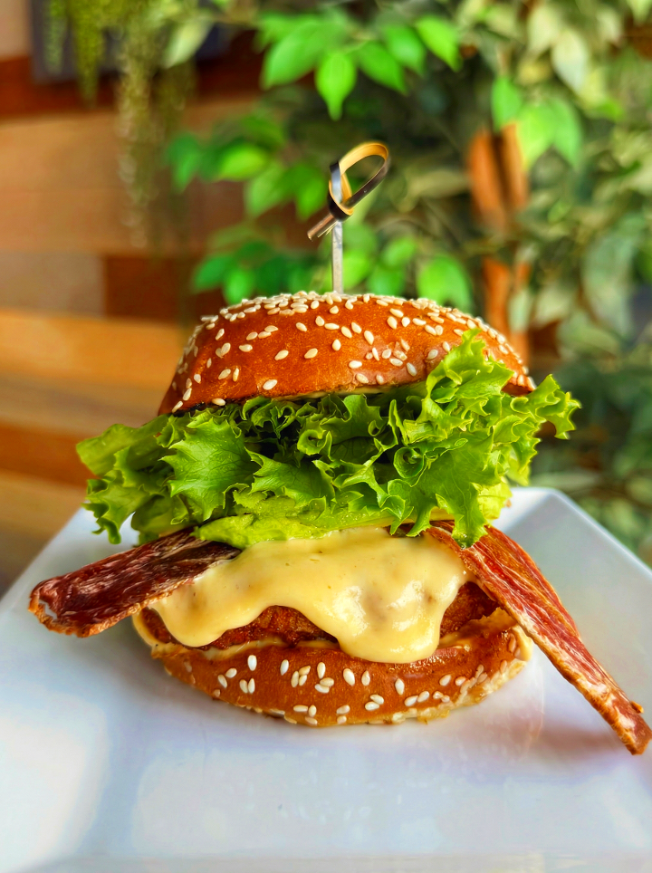 Chi'ba'cado Sandwich.