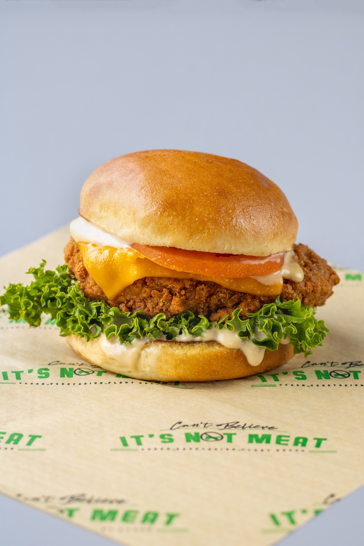 CHIK'N SANDWICH.