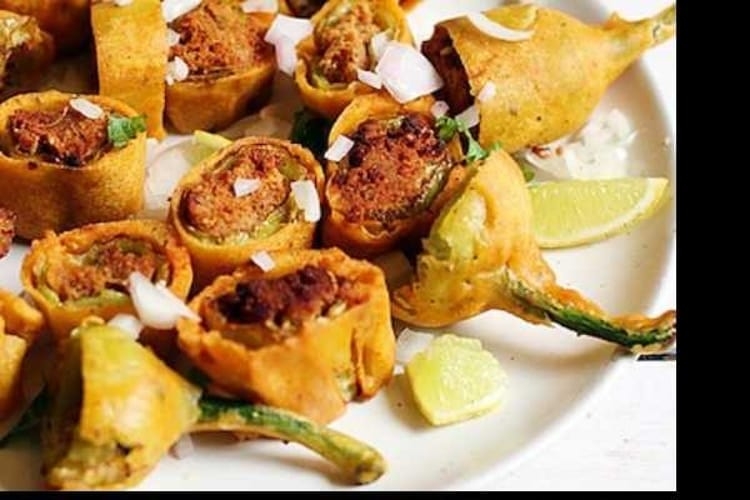 Bucket Cut Mirchi.
