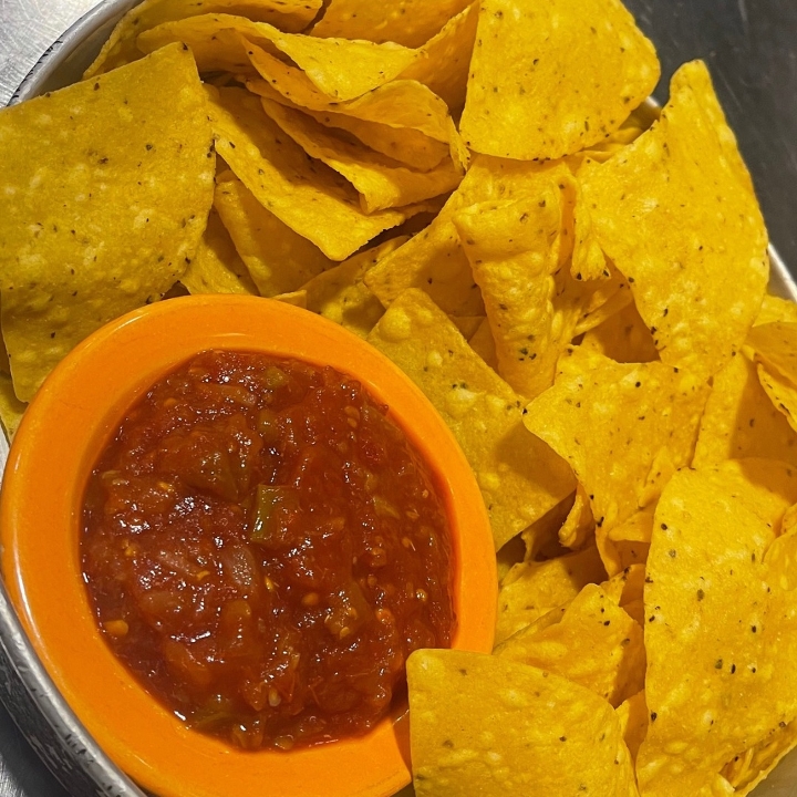 Chips & Salsa Appetizer.