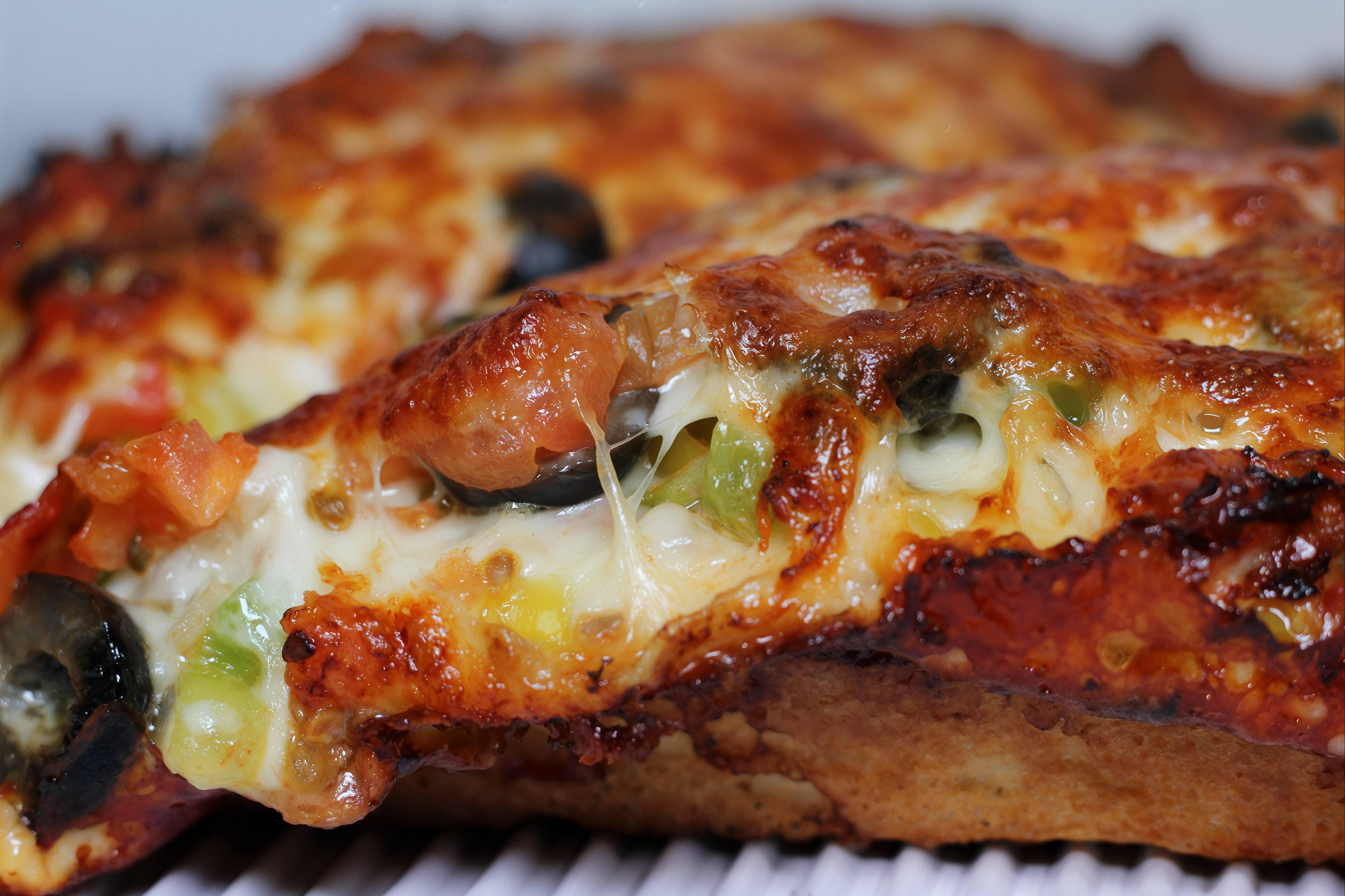 10x14 Drag It Thru The Garden Pizza.