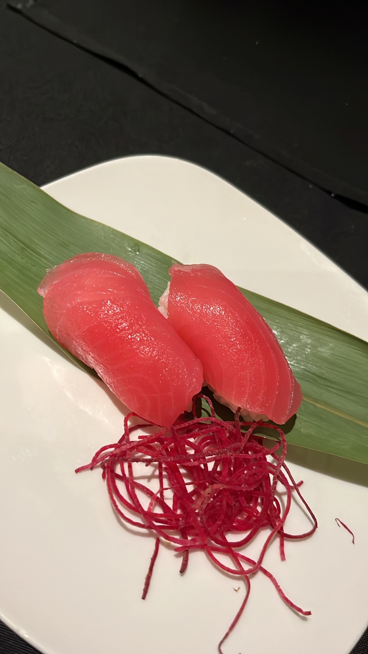 Tuna/Maguro*.