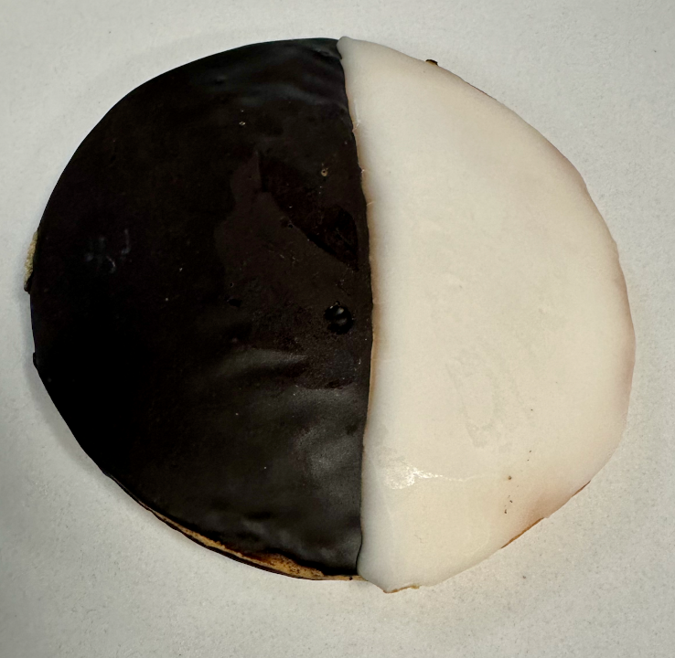 Black & White Cookie KnD.