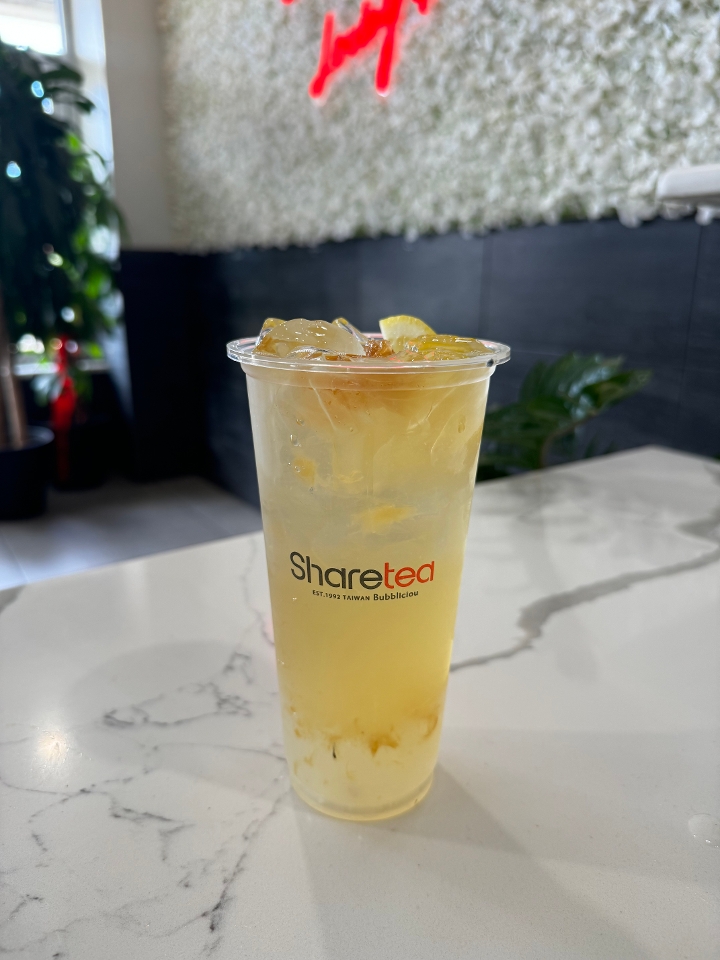 Pineapple Honey Lemonade w/ Crystal Boba.