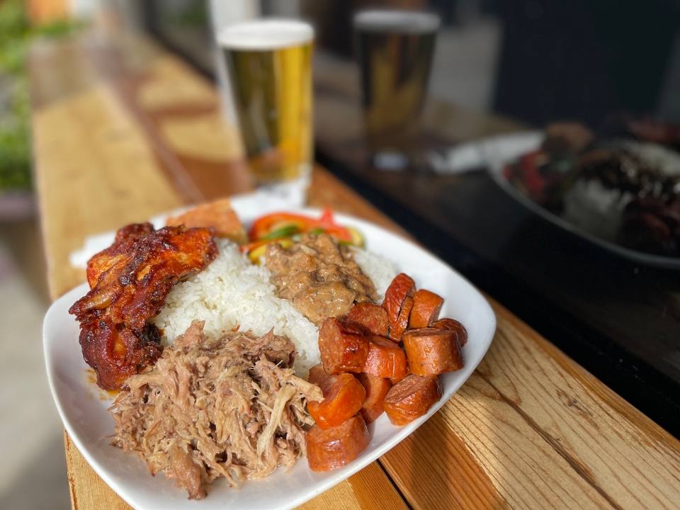 WORKER WEDNESDAY PLATE.