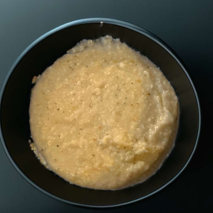 Side of Gouda Grits.