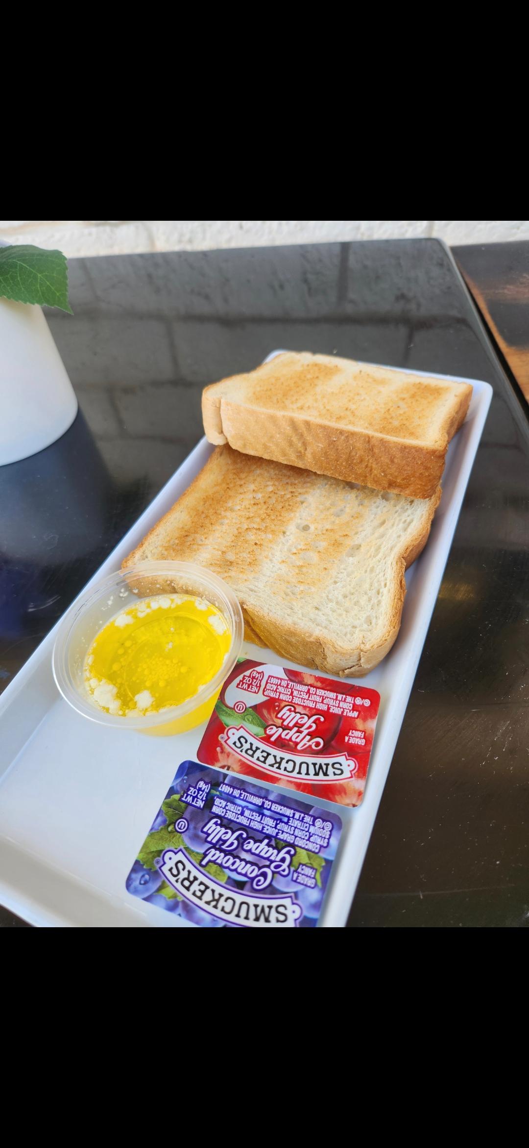 2 slice Toast.