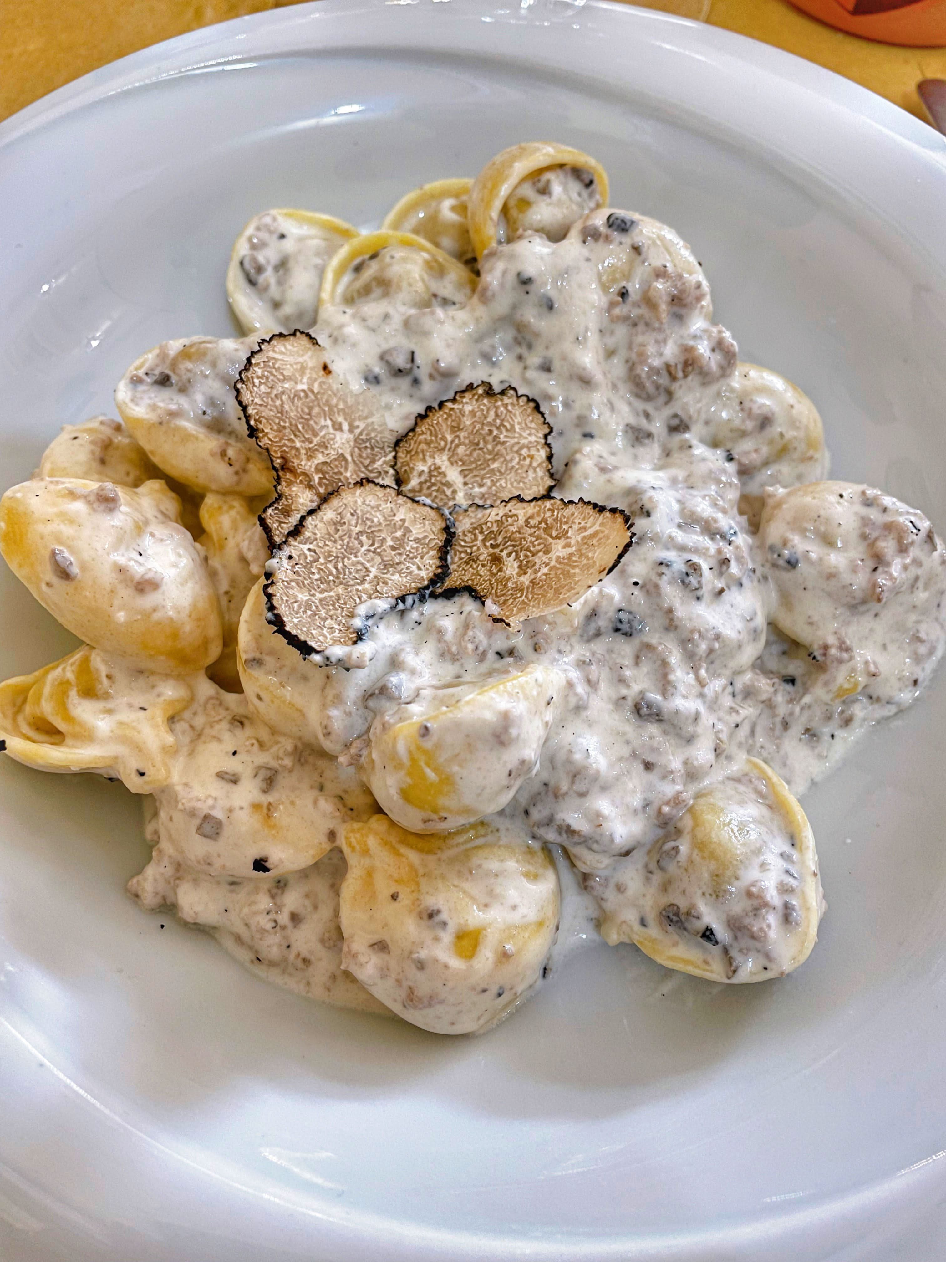 Tortellini Black Truffle.