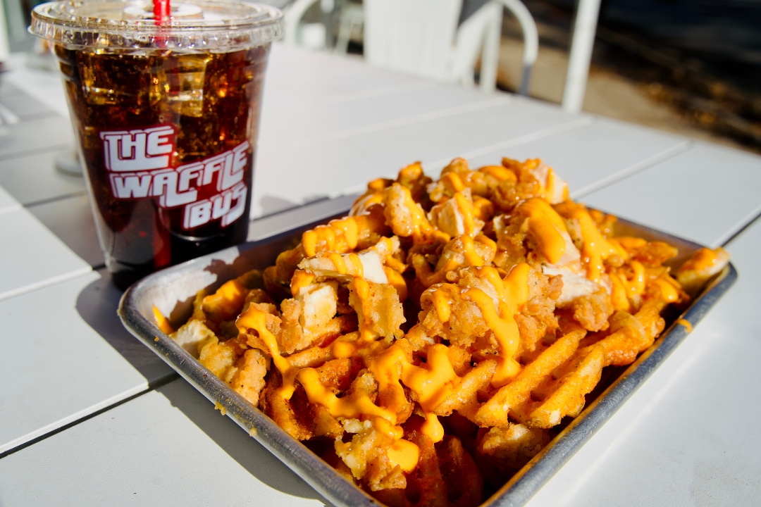 Chicken Thunder Fries, Drink.