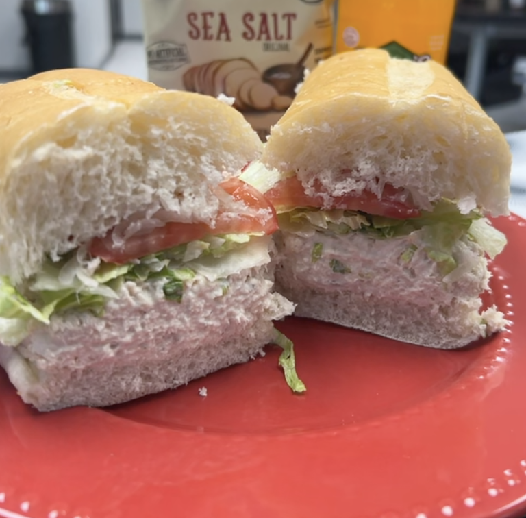 TUNA (ALL WHITE MEAT) HALF.