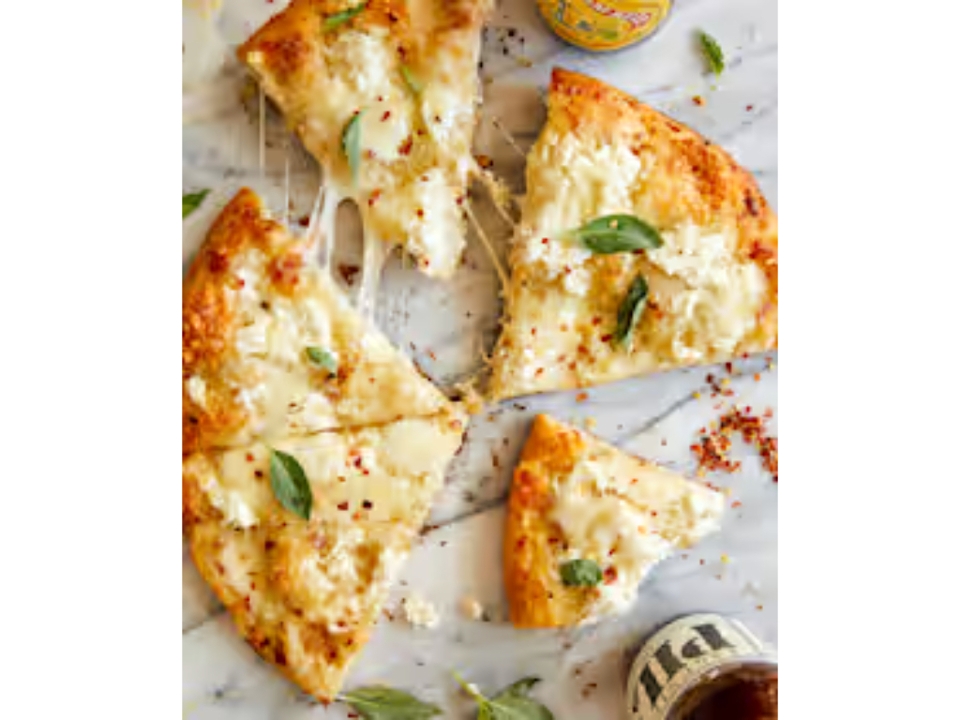 White Pizza 16".