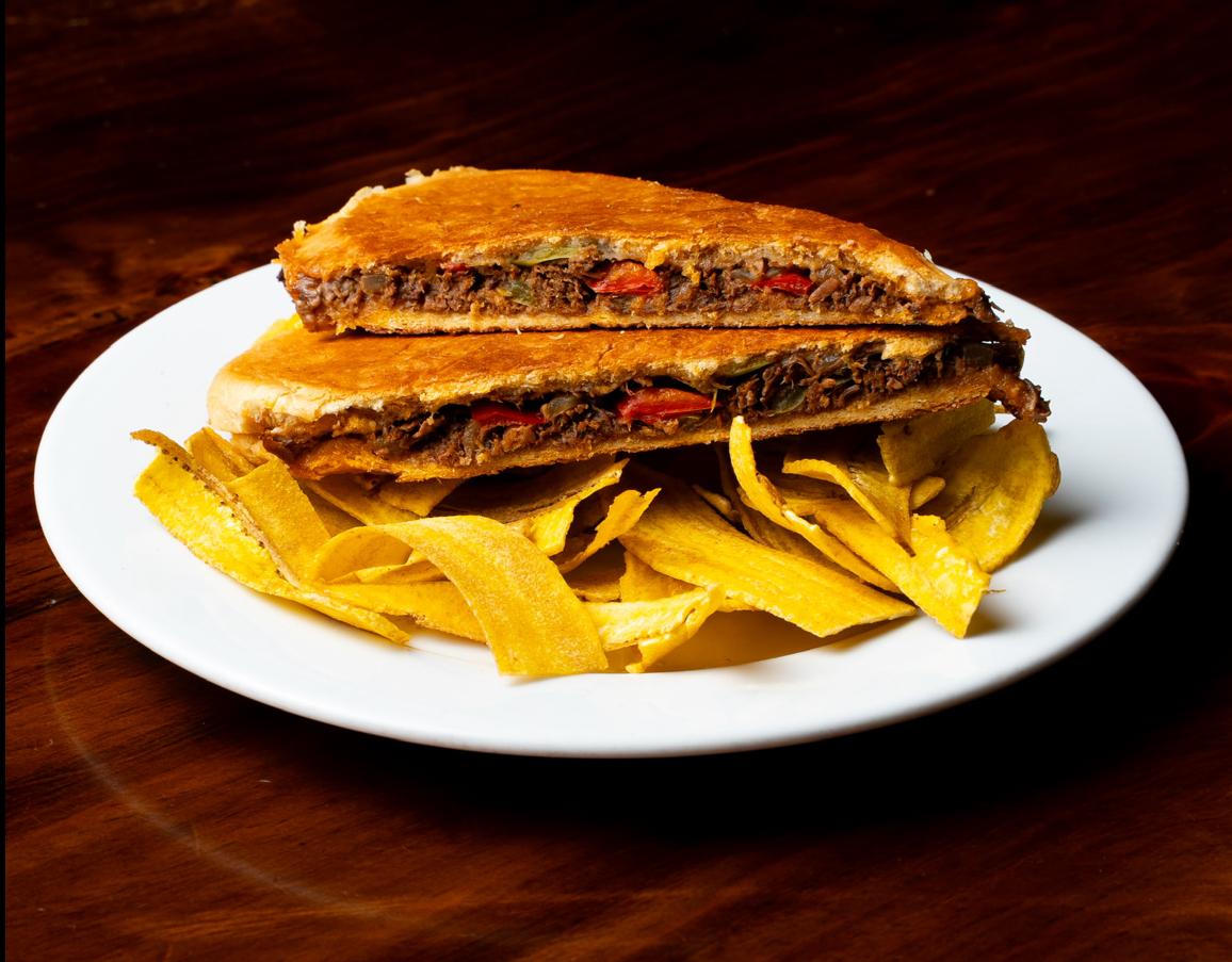 Ropa Vieja Sandwich | Shredded Beef Sandwich.