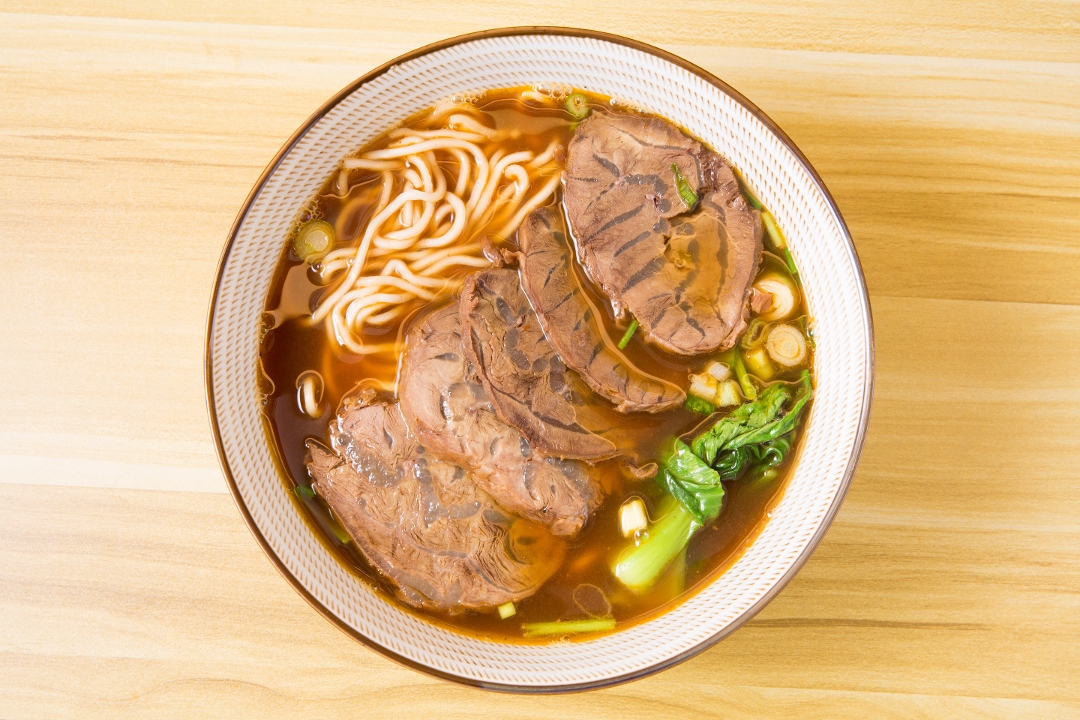 Taiwanese Beef Noodle 台湾牛肉面或米粉.