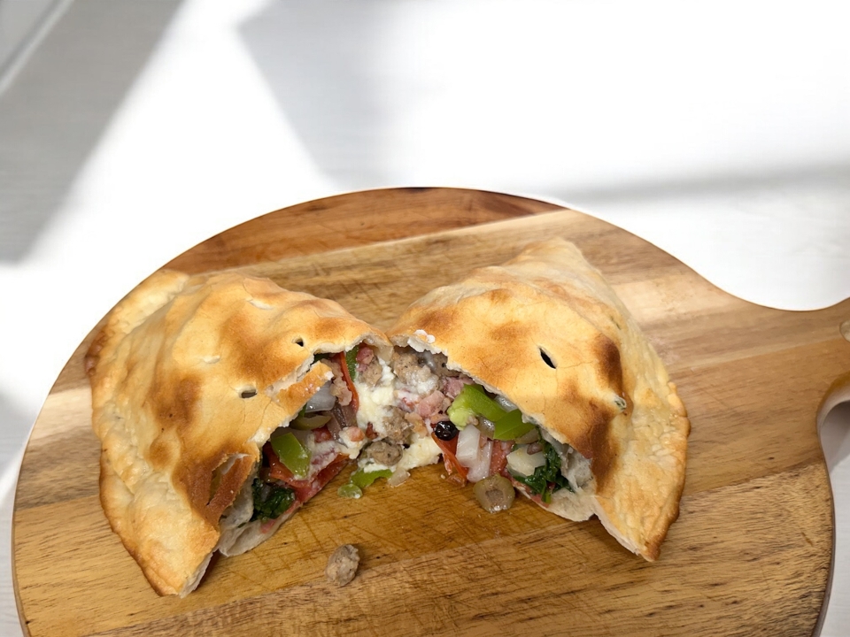 Fusion Calzone (Supreme).