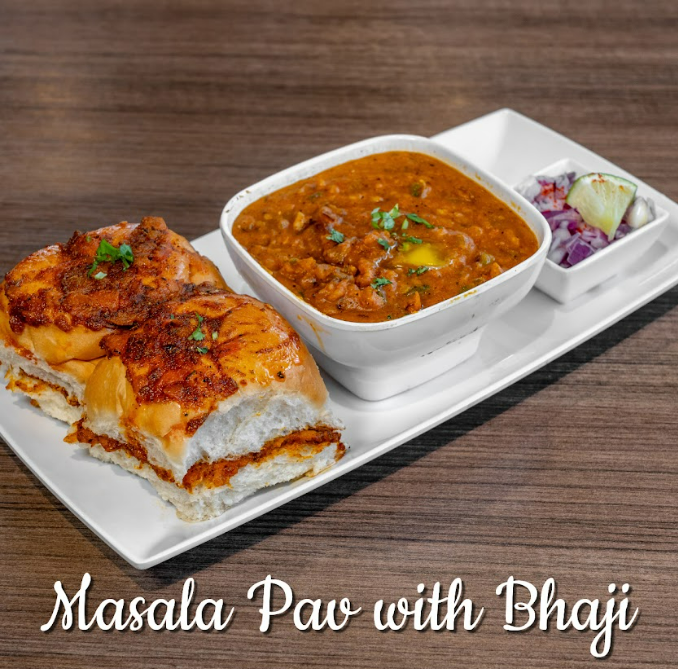 Masala Pav w/ Bhaji.