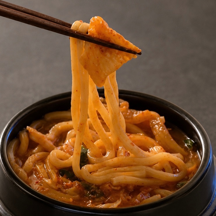 Kimchi Udon 김치우동.