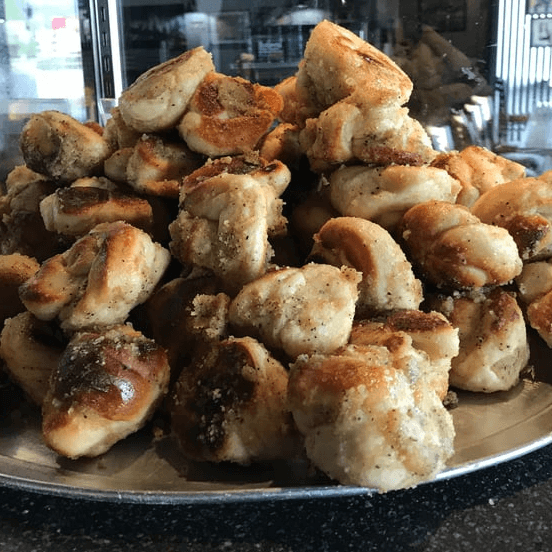Garlic Knots.