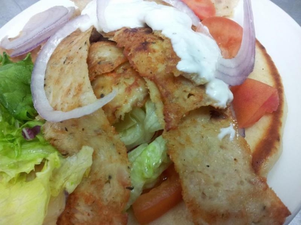 CHICKEN GYRO ENTREE.