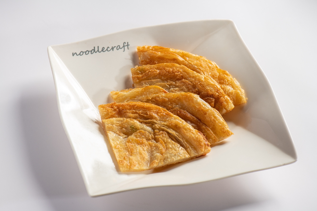 A-8 Scallion Pancake (葱油饼).