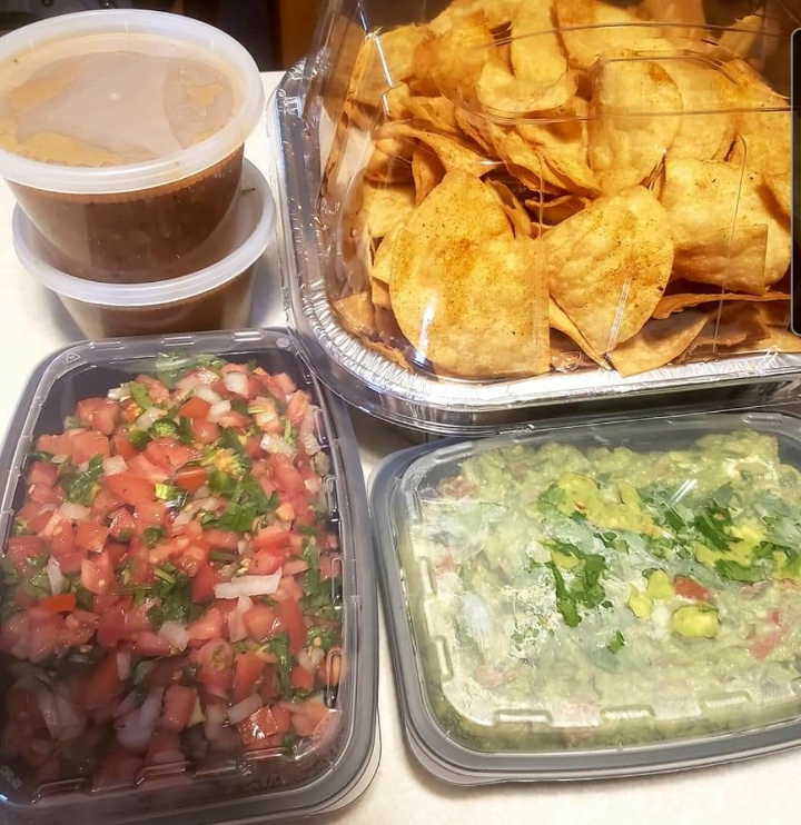 Family Chips & Fire Salsa.