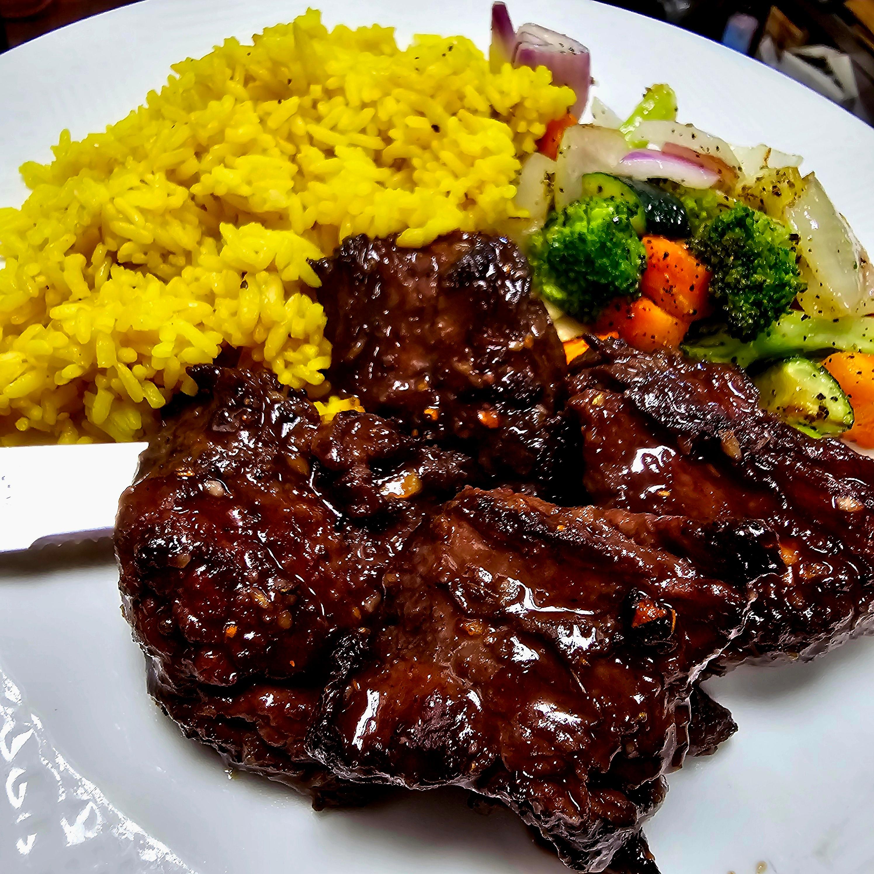 Tamarind Steak Tip, Veg & Rice.