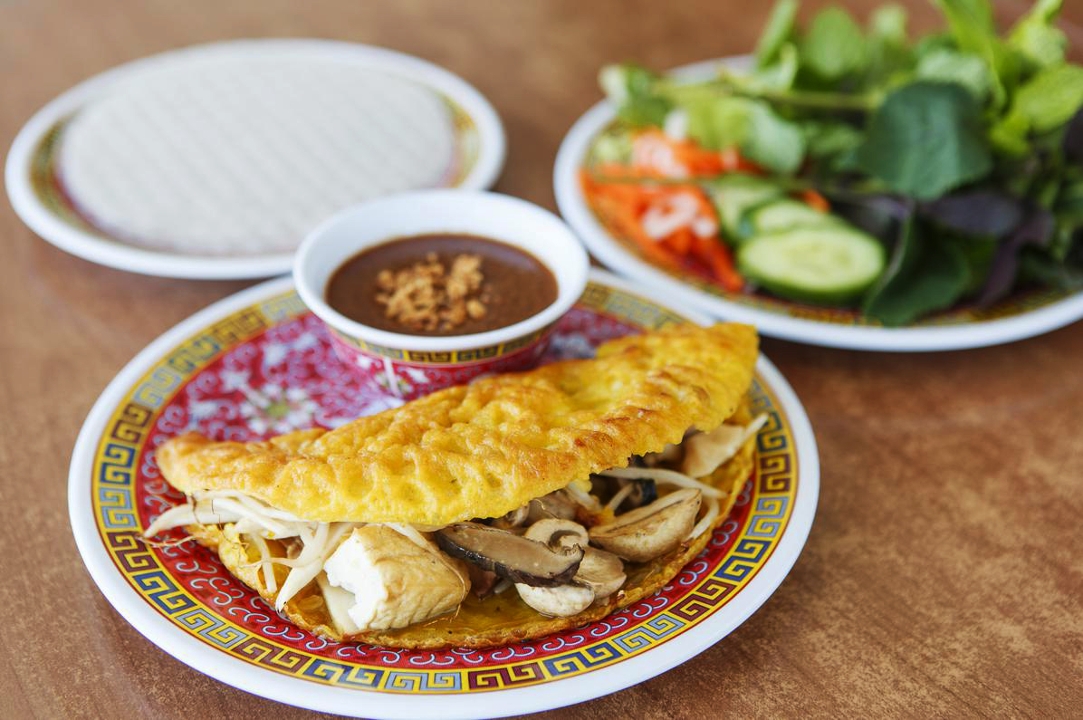Banh Xeo Chay – Vegetarian Crepe.