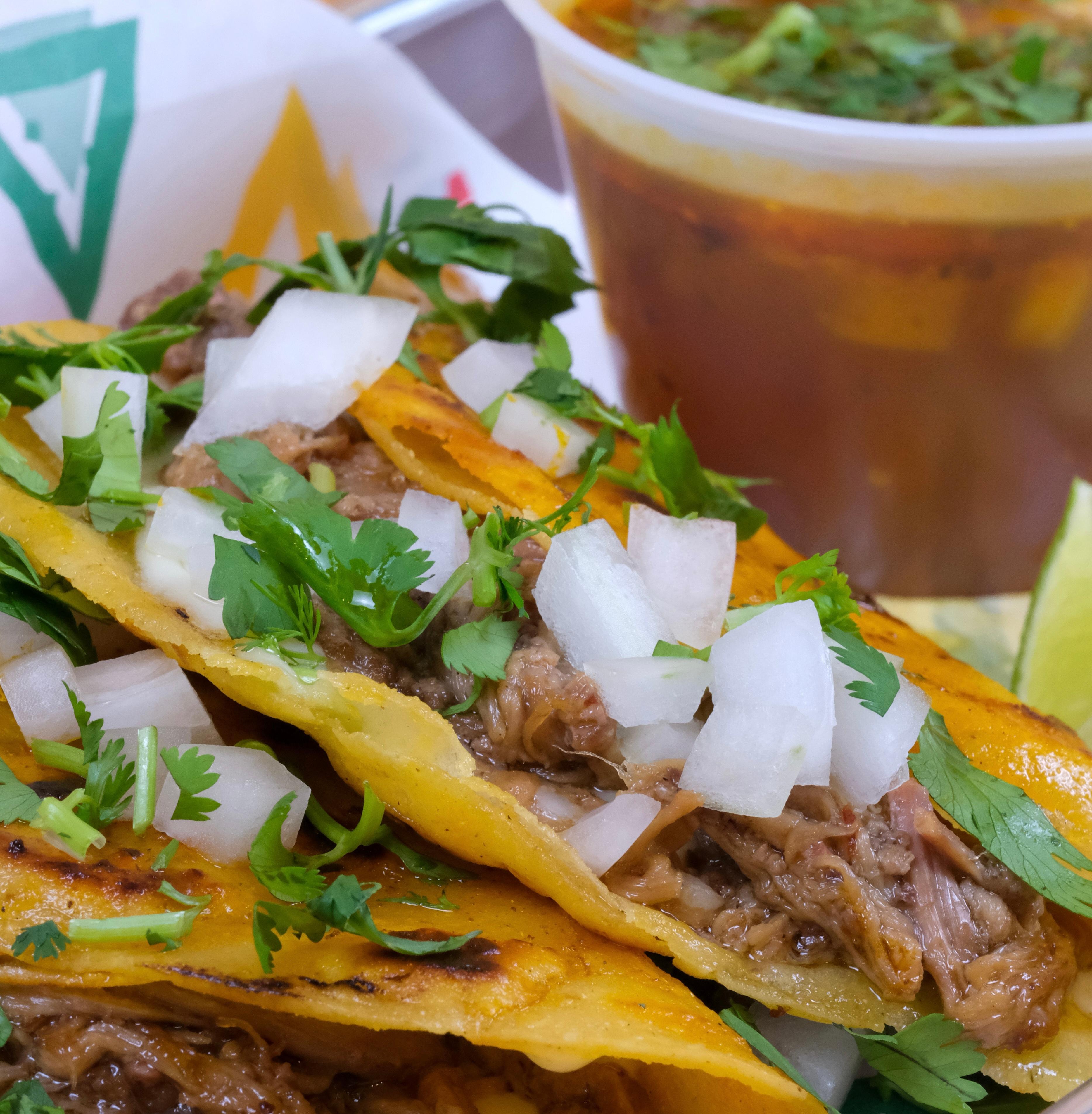 (3) Birria Taco (Birria de Res).