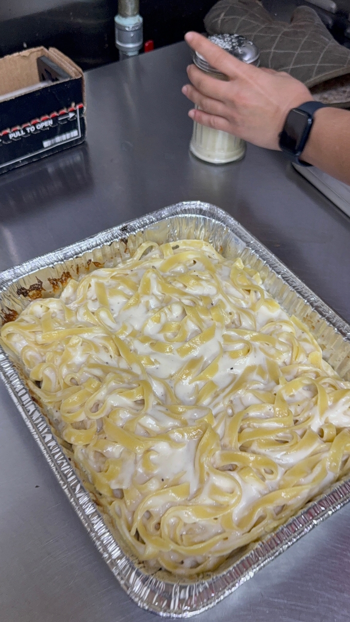 Half Tray Fettucini Alfredo Pasta.
