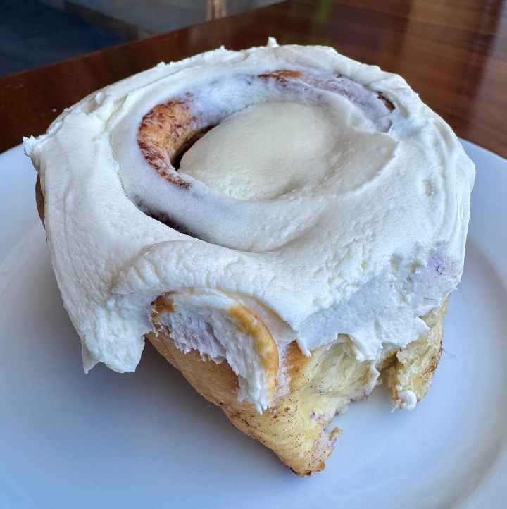 Gooey Center Classic Cinnamon Roll.