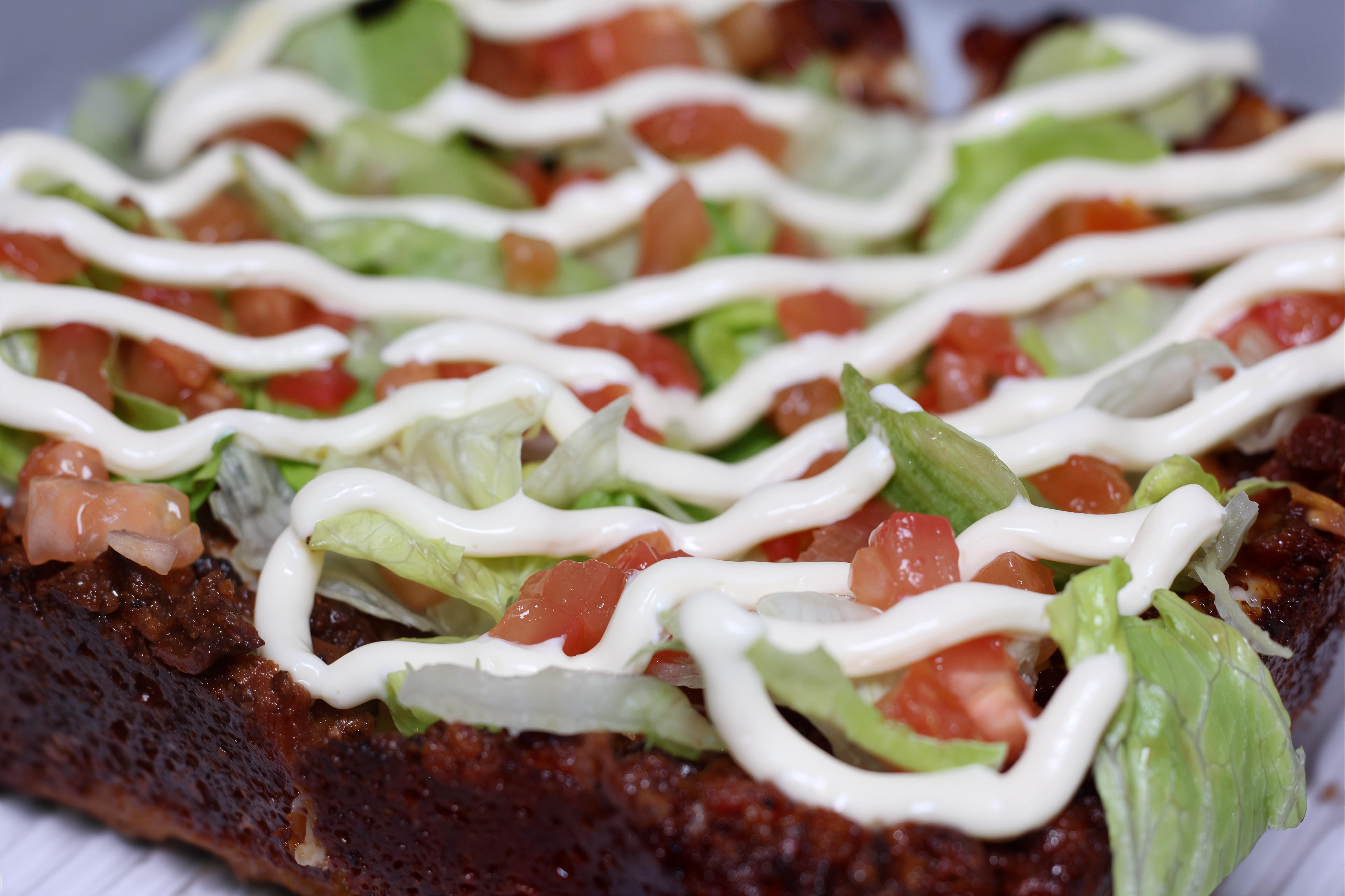 6x6 BLT Pizza.
