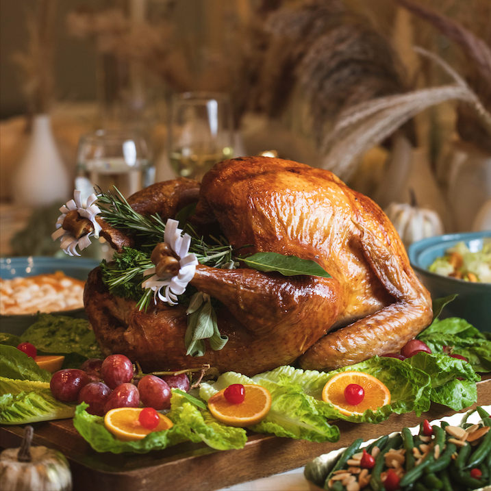 Roasted Turkey with Gravy (for 10 people).