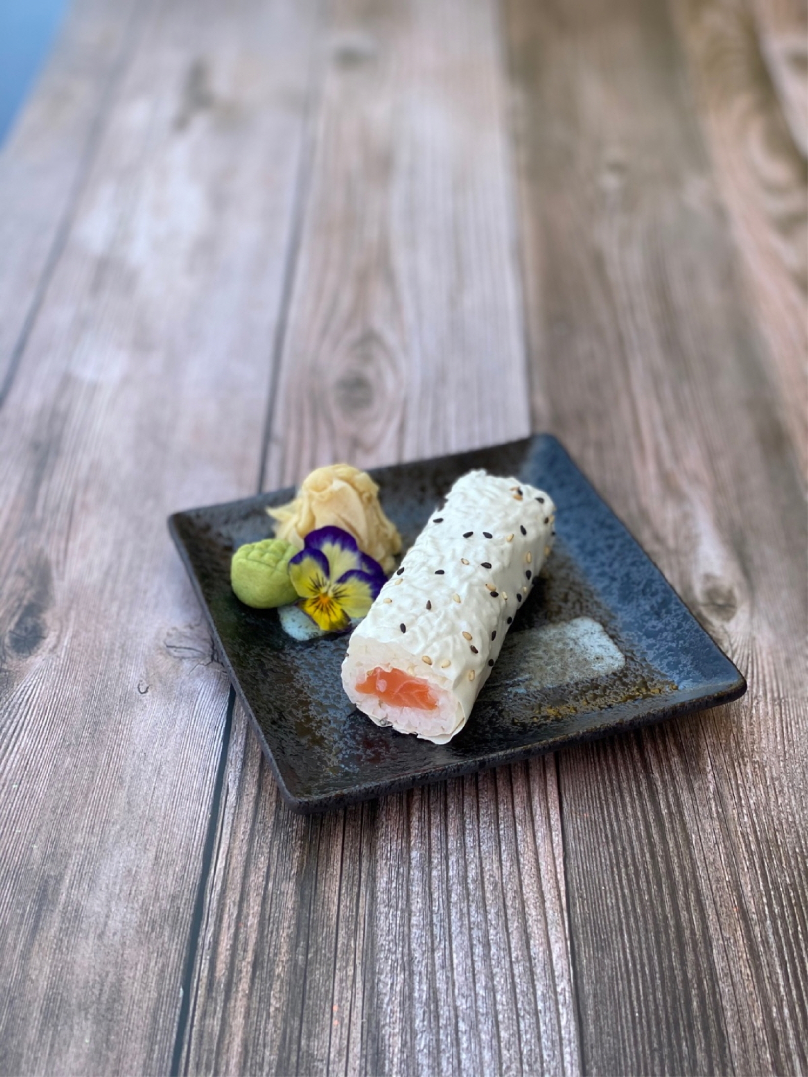 Salmon Hand Roll.