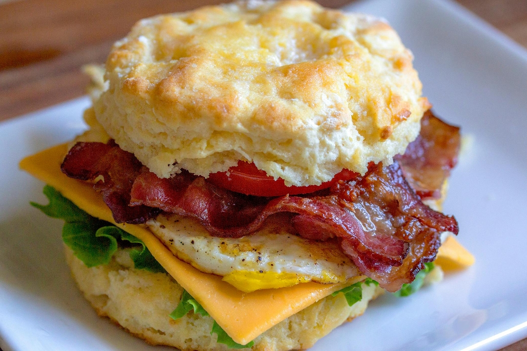 BISCUIT EGGS SANDWICH.