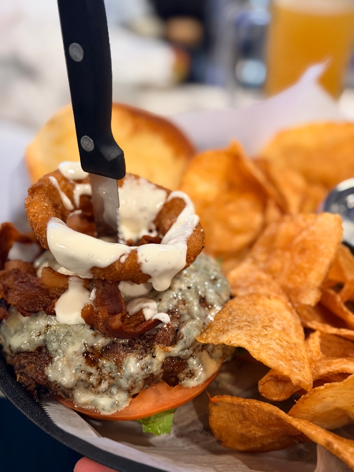 Black & Blue Burger.
