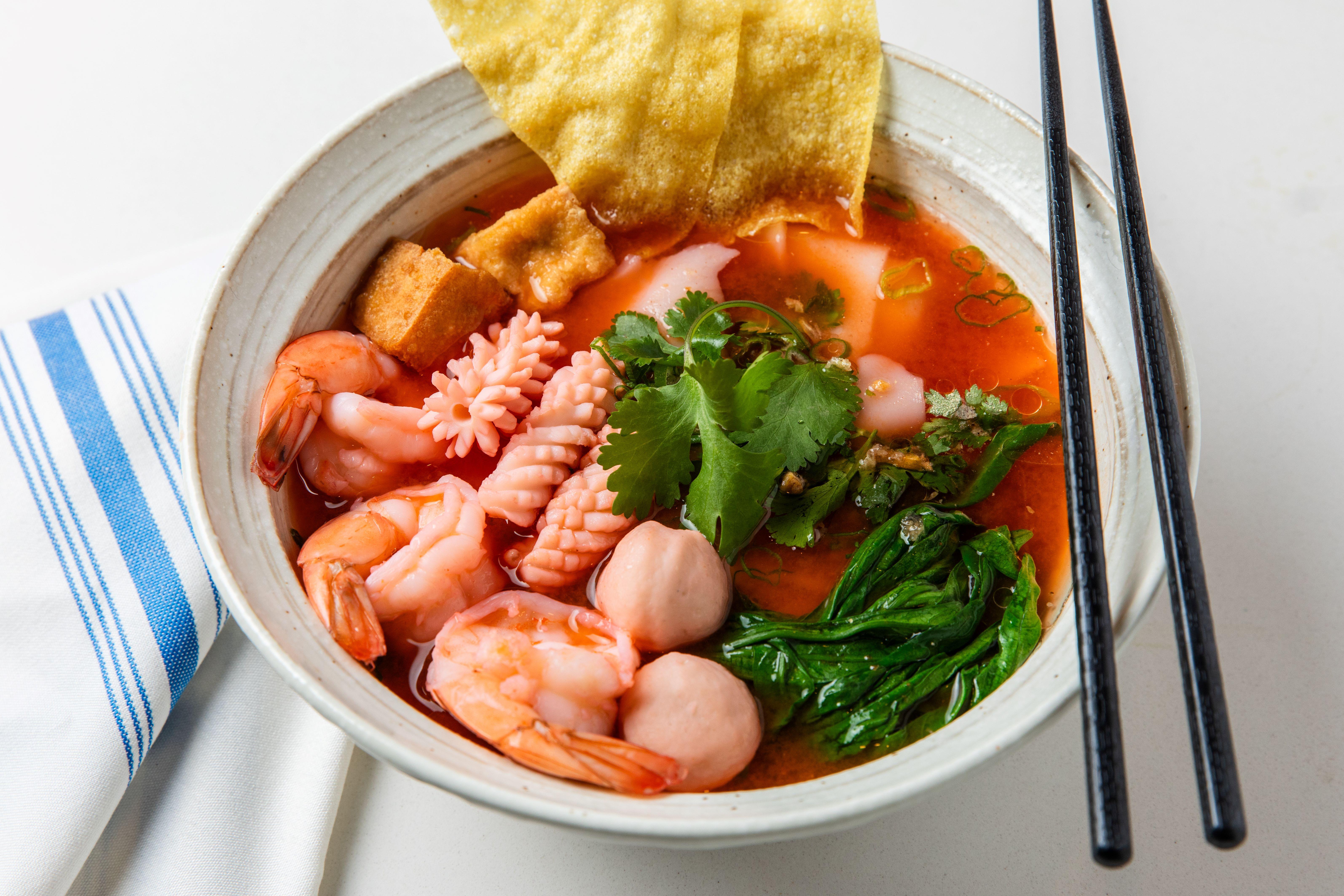 Pink Noodle Soup (Yen Ta Four).