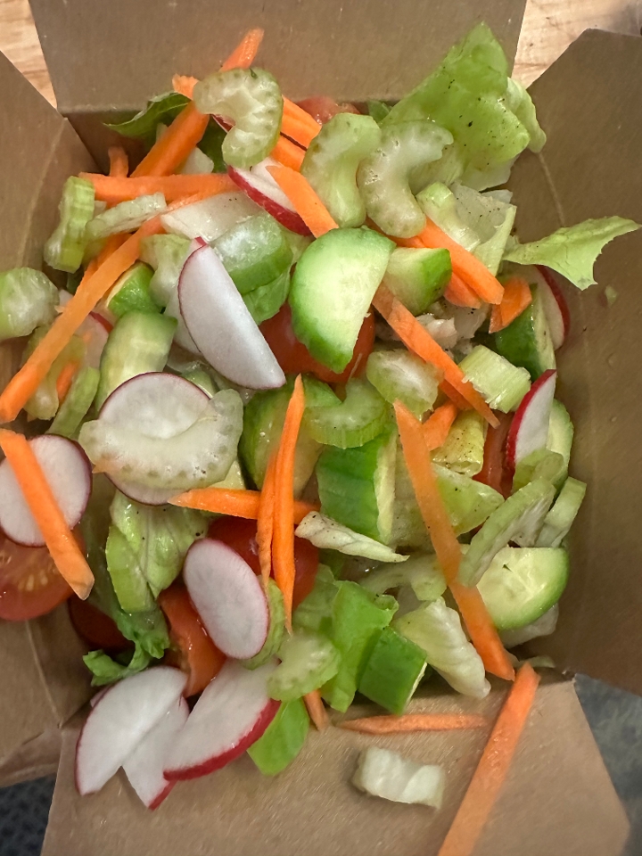 Black Pepper Vinaigrette Salad (Gluten Free & Vegan).
