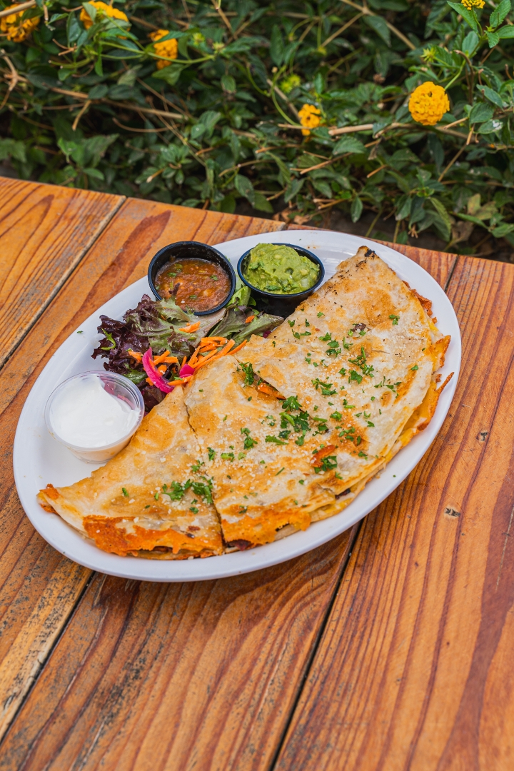 QUESADILLAS (TRI-TIP).