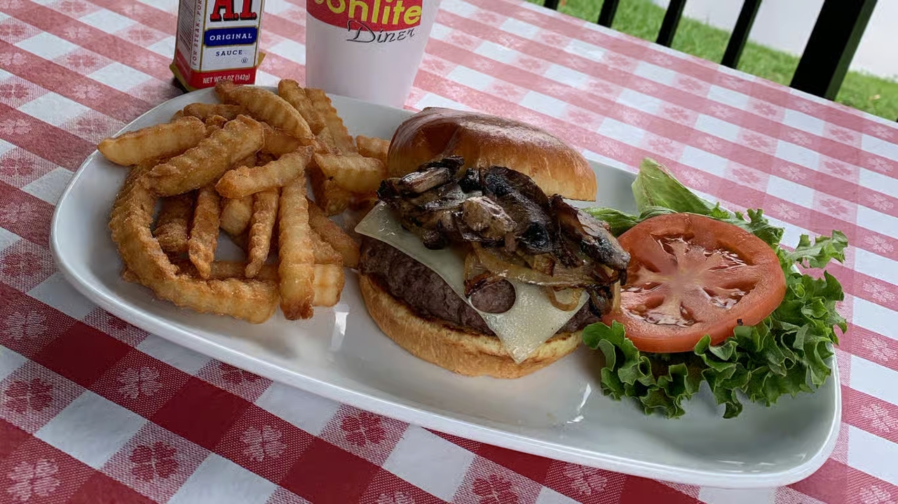 MOS Burger.