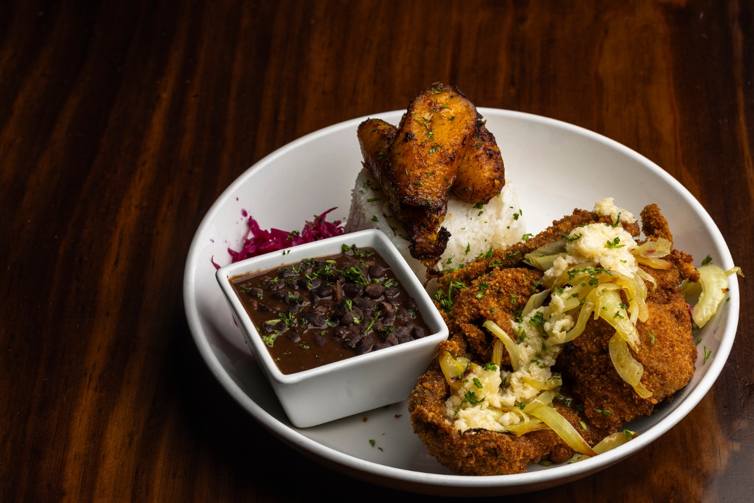 Bistec Empanizado | Fried Steak.