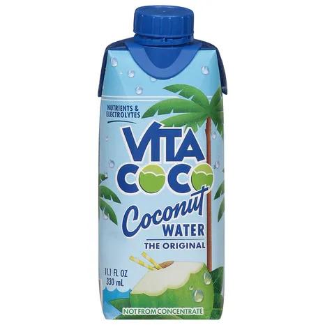 Coconut Water 椰子水.