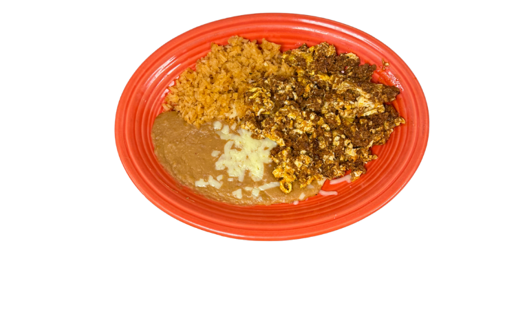 Lunch huevos y chorizo.
