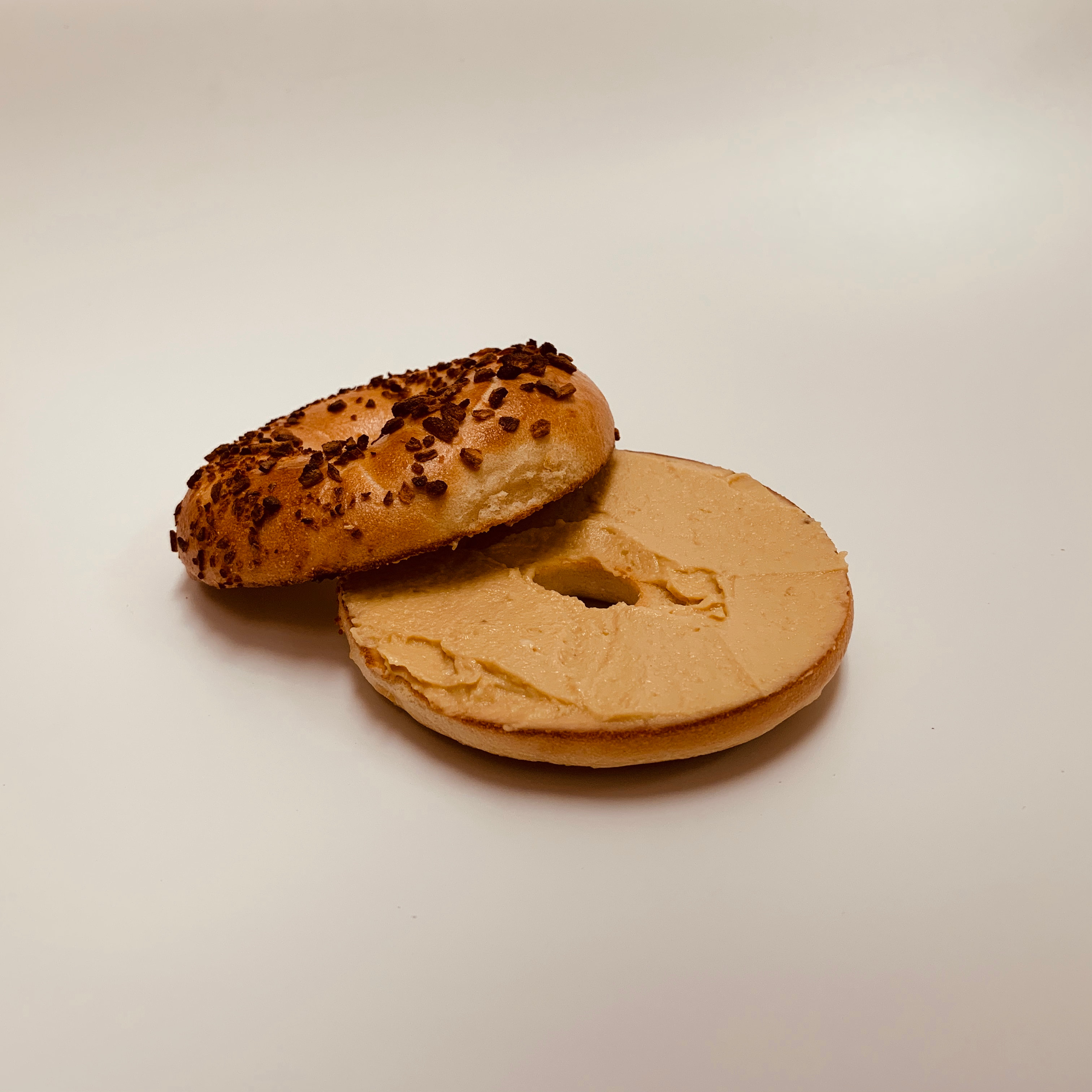 Bagel + Hummus..
