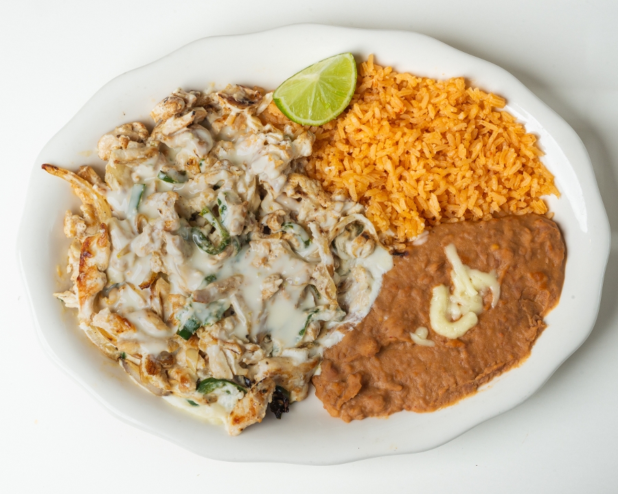 Pollo a la crema.
